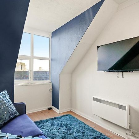 チャタム2 Bed Central Hub In Medwayアパートメント エクステリア 写真
