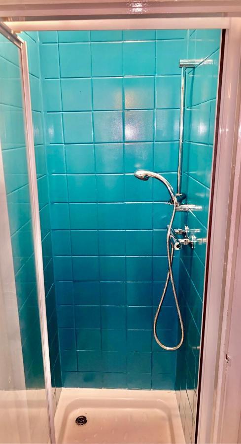 チャタム2 Bed Central Hub In Medwayアパートメント エクステリア 写真
