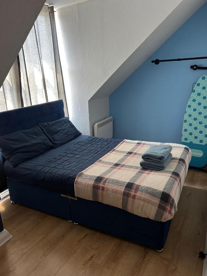 チャタム2 Bed Central Hub In Medwayアパートメント エクステリア 写真